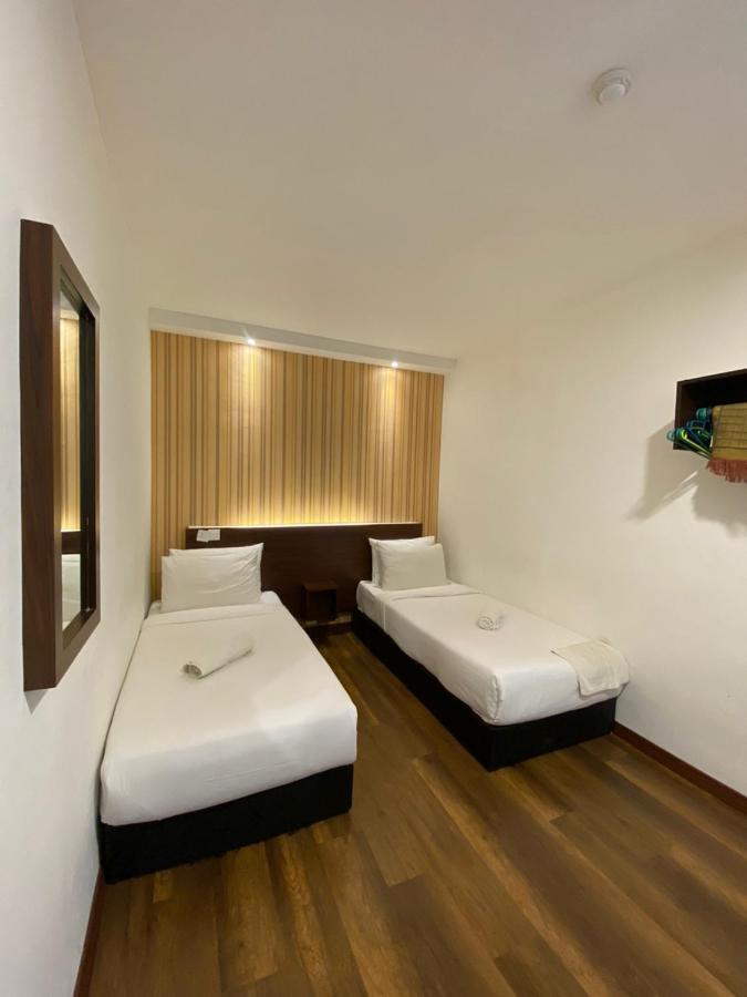 อาตาบารา บูติก โฮเทล Hotel กวนตัน ภายนอก รูปภาพ